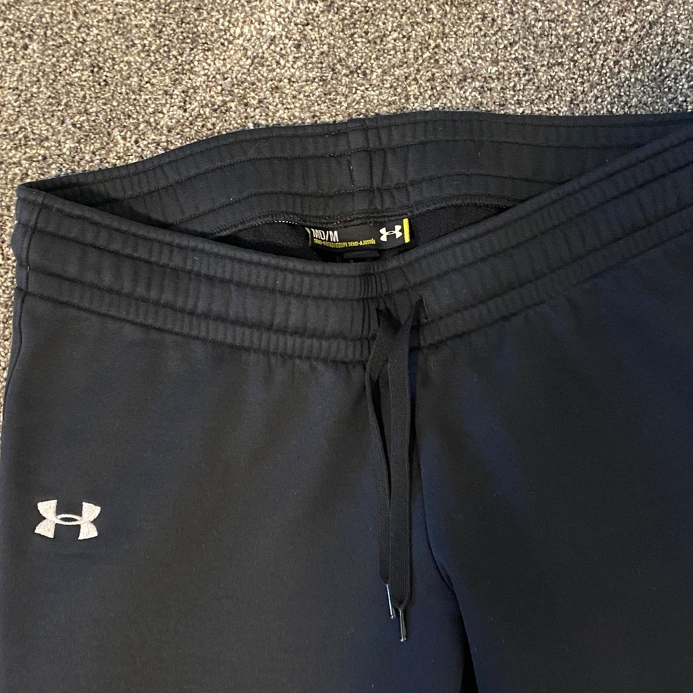 Under Armour Black Semi-Fitted Pants